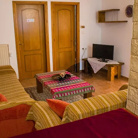 Triangle Park Apartment Kozani Exterior photo