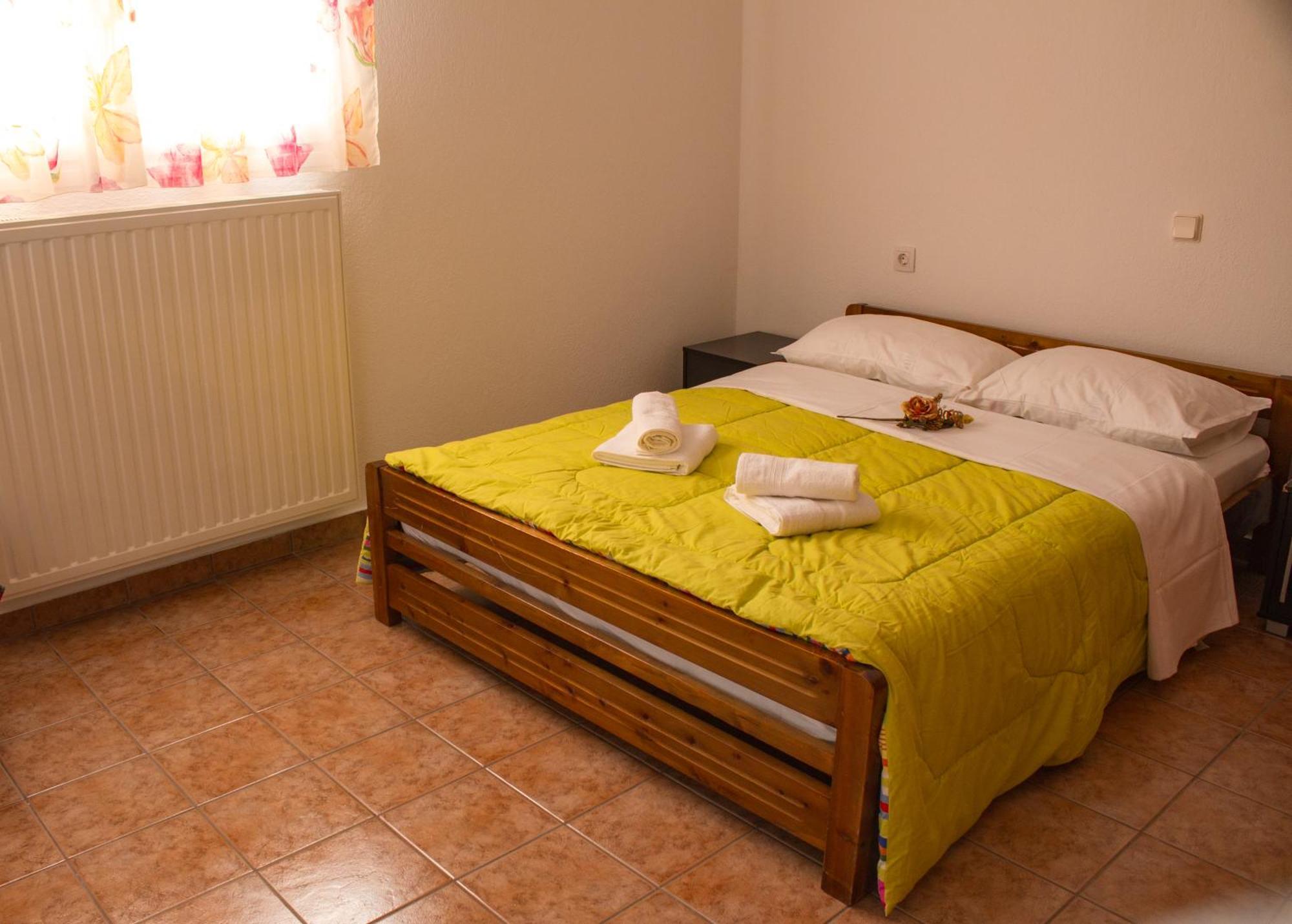 Triangle Park Apartment *